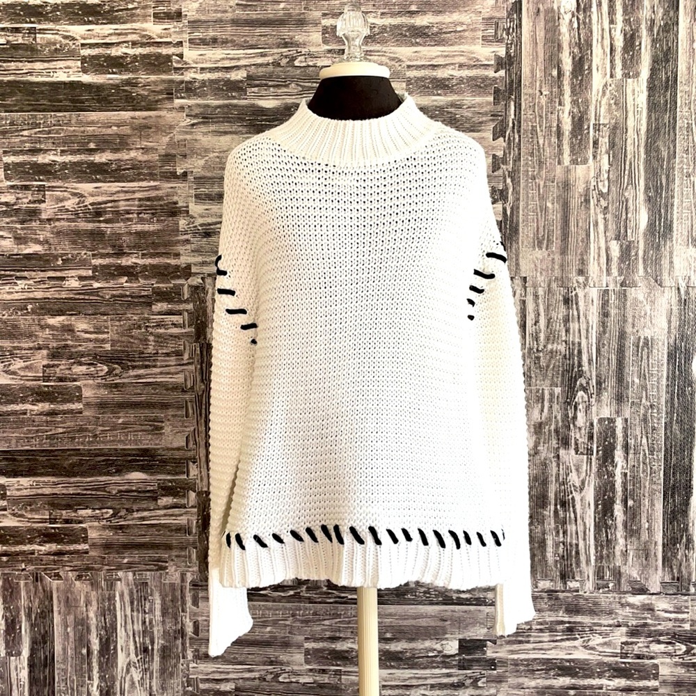 RDI Ivory Black Stitch knit oversized sweater LRG